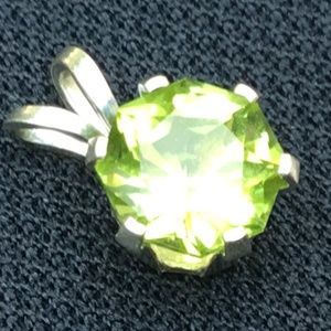Peridot Gem August Birthstone Necklace no chain